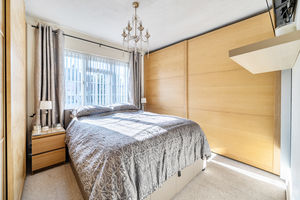 Bedroom- click for photo gallery